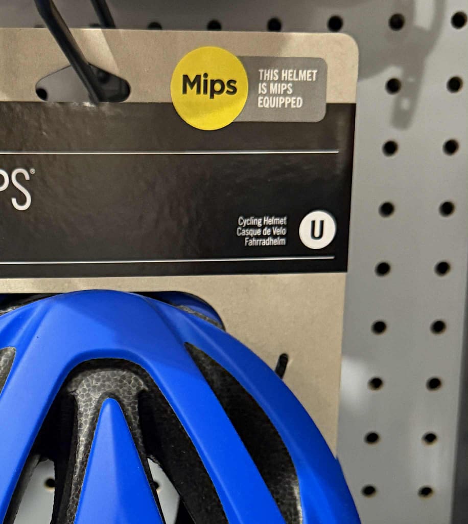 Helmet packaging showing MIPS Equipped